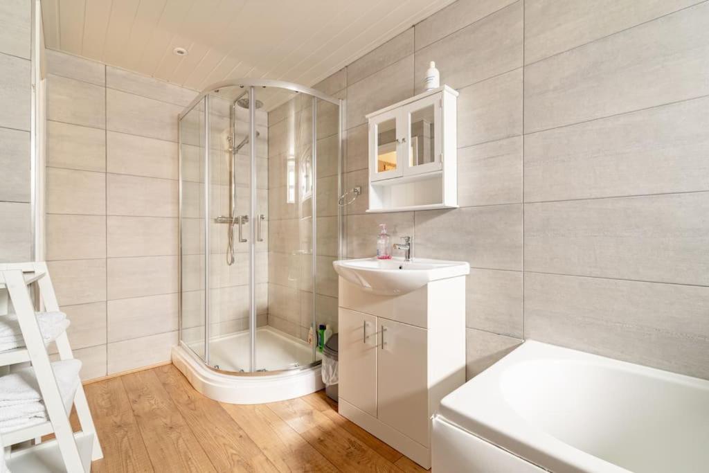The Blue House Holiday Home Egremont  Екстер'єр фото