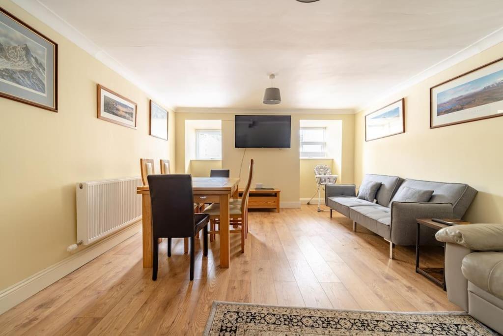 The Blue House Holiday Home Egremont  Екстер'єр фото